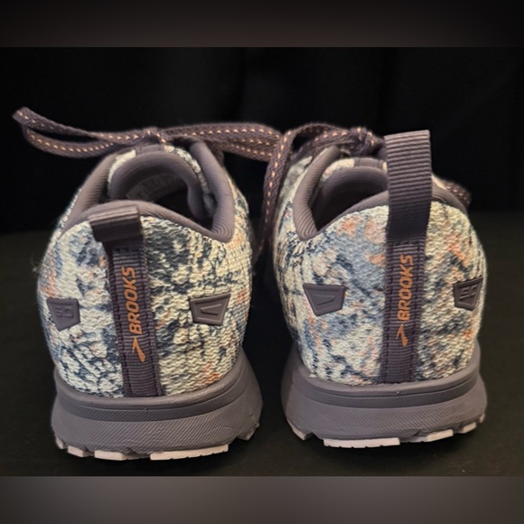 Brooks Revel 5 Women's Athletic Shoes - purple and Orange - Picture 3 of 6